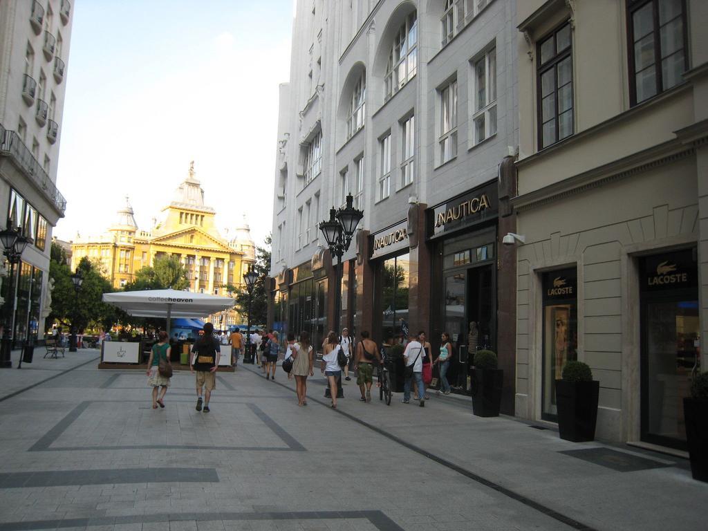 Zonaflat - Opera Lägenhet Budapest Exteriör bild